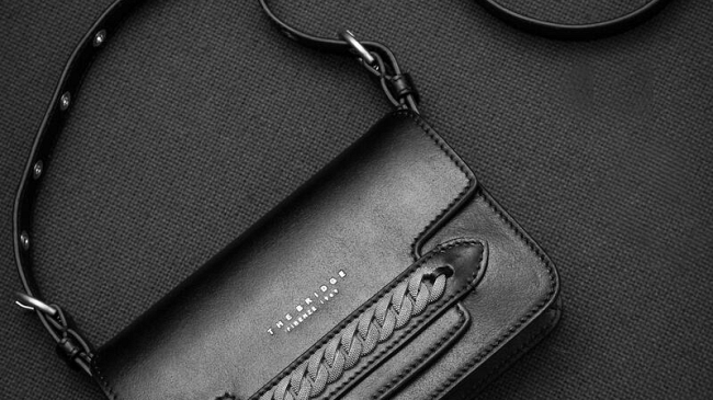 Natale 2023: Nove25 e The Bridge per la terza limited edition