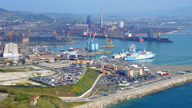 Viareggio: incontro sulla cantieristica con gli assessori Simoncini e Ceccarelli