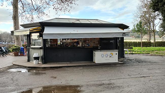 Danneggiamenti al giardino Caponnetto