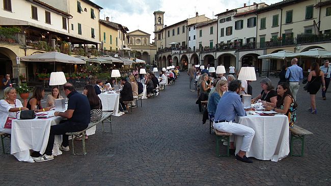 A TastinGreve i Viticoltori del Chianti invitano gli chef