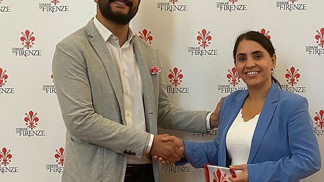 La deputata Newroz Uysal Aslan a Firenze per la causa kurda