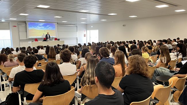 Medicina: oggi via al semestre filtro
