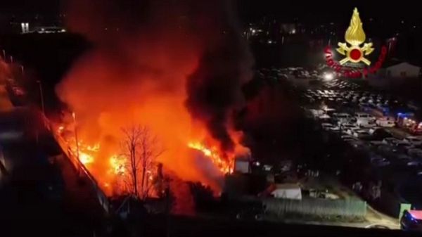 Draghi dopo l'incendio: 'Servono maggiori controlli sul territorio' 