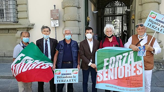 Toscana2020: a Firenze un flash mob di Forza Italia Seniores