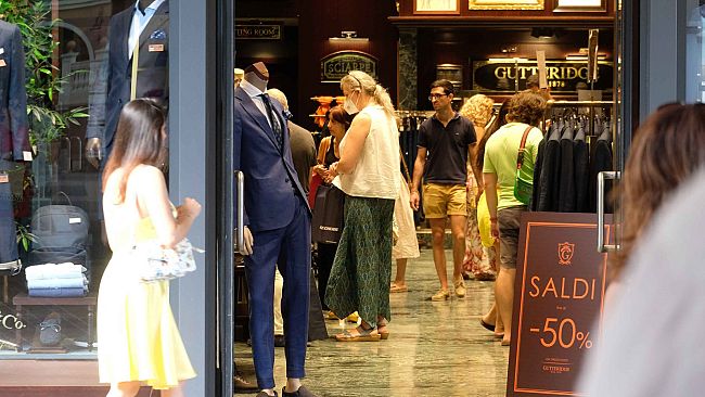 Primo week end di saldi: i trend d'acquisto