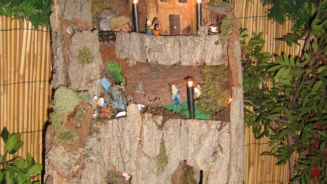 San Godenzo: artisti all'opera per la quarta mostra dei presepi