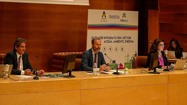 Multiutility Toscana: ​utili record o servizio pubblico?