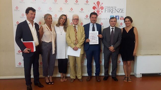 Cena per mille in piazza del Duomo, per beneficenza