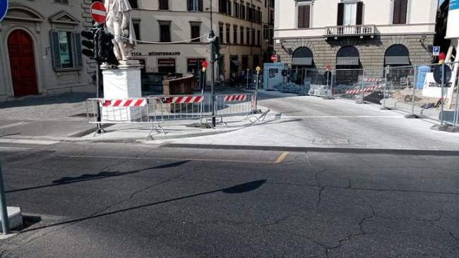 Piazza Goldoni, lavori conclusi