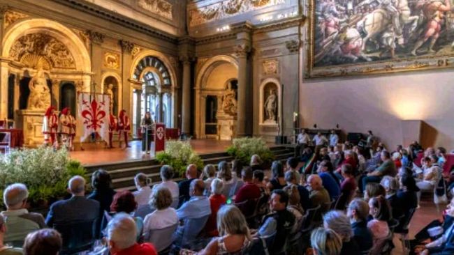 Festa per i 113 dipendenti comunali andati in pensione nel 2025