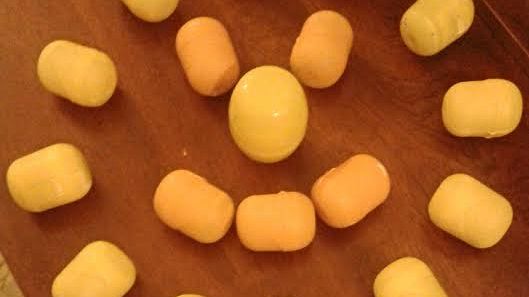 Kinder: nuova polemica su sorpresine e rischio di soffocamento