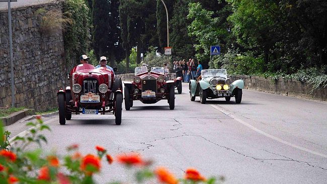Arriva la “Firenze Fiesole”: oltre 100 vetture d’epoca per le vie della città