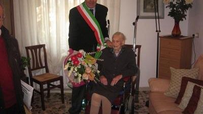 Sabato di festa per i 100 anni della signora Pia