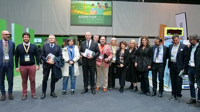 inaugurato-teatro-cinema