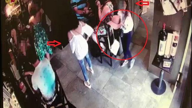 La Polizia di Stato arresta a Firenze una banda di borseggiatrici