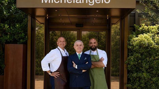 Burde raddoppia, bistecche e peposo al Michelangelo