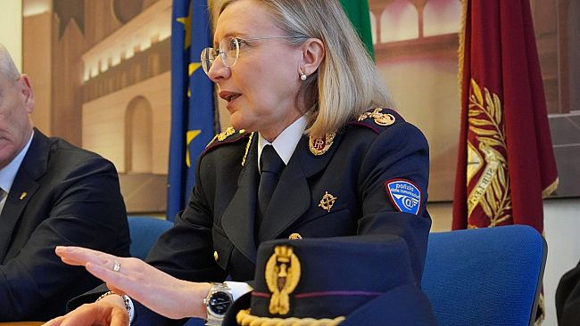 Revenge porn e stalking, fiorentino denunciato