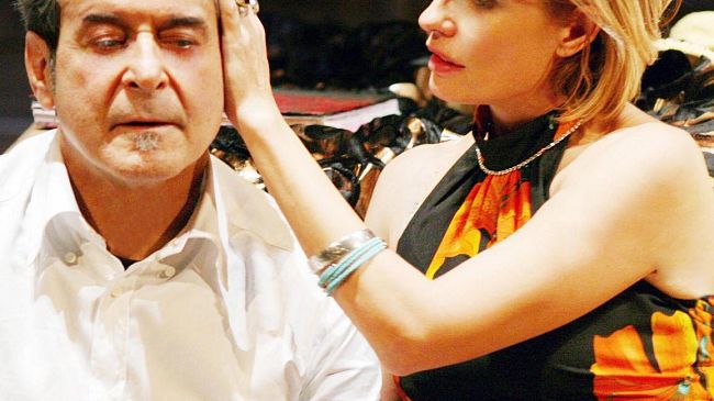 Ennio Fantastichini e Isabella Ferrari in scena con 'Il Catalogo – Aide Memoire'