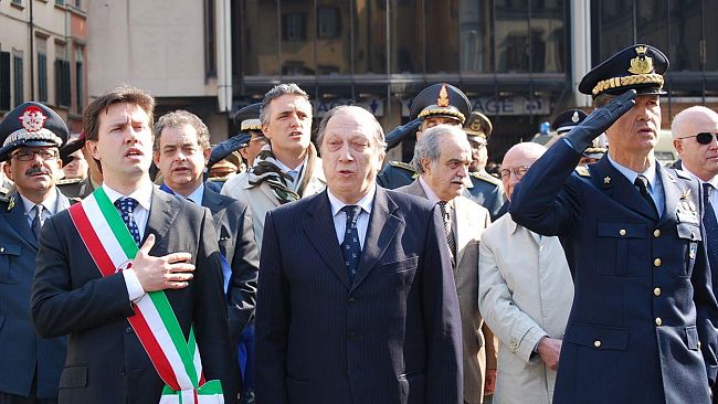 Stupro a Firenze: Carabinieri e sindaco