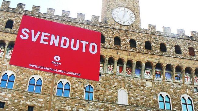 Vendesi Palazzo Vecchio, Oxfam occupa i monumenti di Firenze