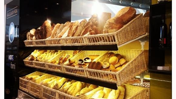 Cambiano le abitudini delle famiglie in Toscana, quali i rischi del risparmio?