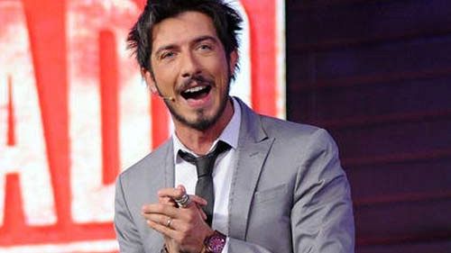 Senti se c’ha un amico, Paolo Ruffini e Roberta Bruzzone