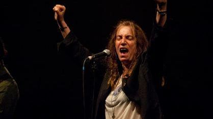 Torna la sacerdotessa del rock Patti Smith