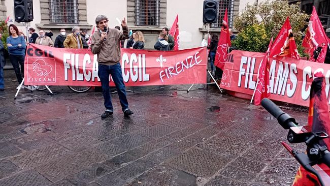 Commercio-servizi-turismo, è allarme tra i lavoratori