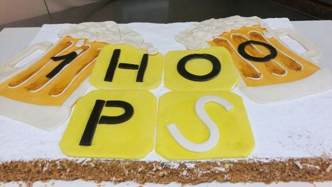 HOPS, dieci anni di amicizia, risate, birra e buon cibo