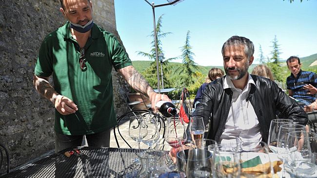 Castello di Meleto: antico baluardo della moderna biodiversità