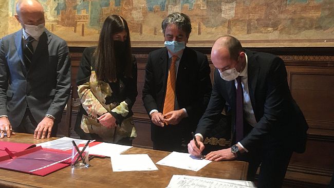 La mia città d’arte? “Non vogliamo essere una quinta scenografica!”. Firmato a San Gimignano il recupero dell’ex convento ed ex carcere di San Domenico