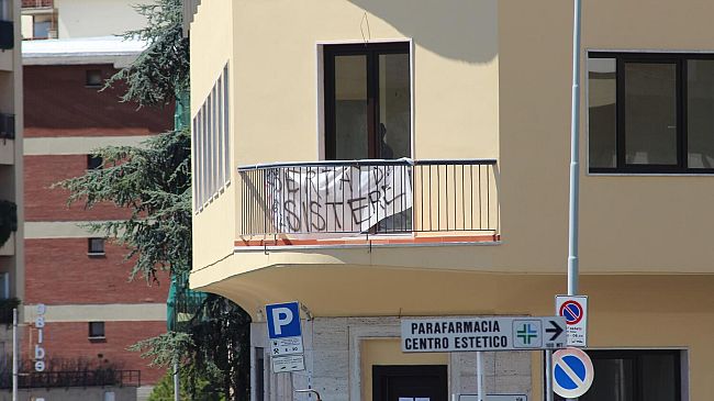 Occupazioni abusive: sgomberata palazzina in via Baracca