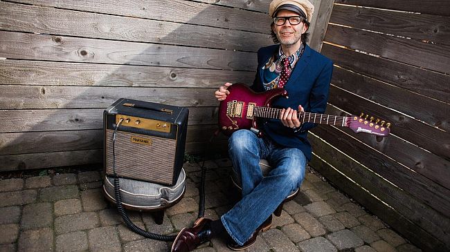 Paul Gilbert leggenda della chitarra all’Anfiteatro delle Cascine