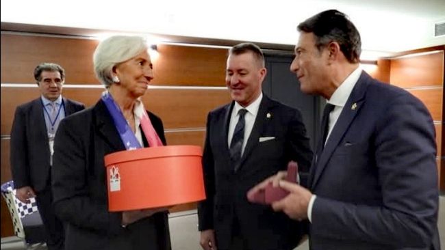 Firenze: a Lagarde un fiorino e un panettone artigianale