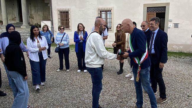 Uscire dall'inferno: Reggello apre le porte a una famiglia di Gaza