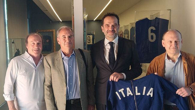 La famiglia di Edmondo Fabbri al Museo del Calcio