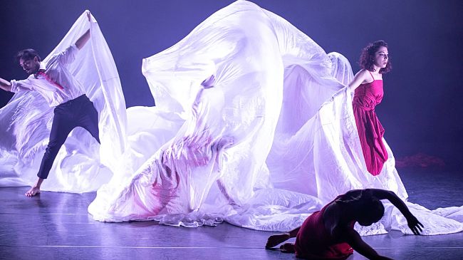 San Gimignano, performances all’ombra delle Torri