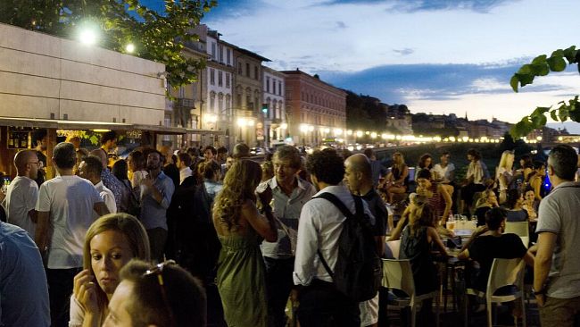 Rificolona sulle rive dell'Arno: lanterne galleggianti il 7 settembre