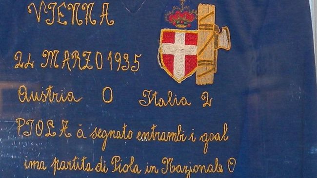 Festa della Mamma e Storia del Calcio: la memoria e il cuore