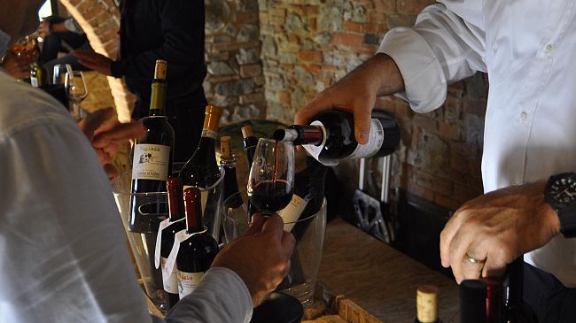 Ogni venerdì sera le Terme di San Giovanni ospiteranno i produttori di MTV Toscana