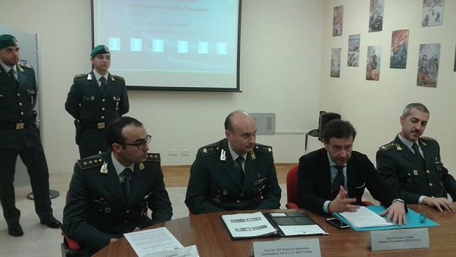 Arresti e sequestri per fatture false: i Casalesi sono entrati agli Uffizi?