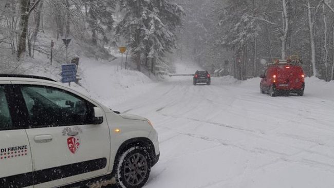 Neve: circolazione bloccata tra Siena e Grosseto
