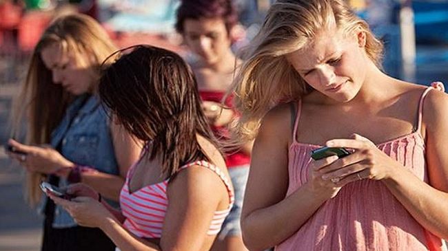 Bullismo e Cyberbullismo: le molestie dalla scuola al web