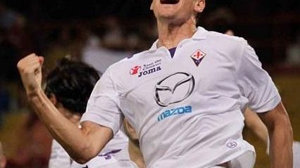 Fiorentina, a Genova finisce 5 a 2. Doppiette di Gomez e Rossi