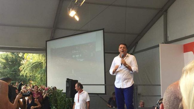 Renzi alle Cascine: attacca M5S e Lega ed annuncia il ritorno