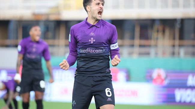 Fiorentina, due gol poi il buio. Ma valgono tre punti