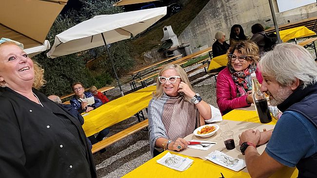 Domenica 9 luglio torna Appicicchia, la gara di pici a Castelmuzio