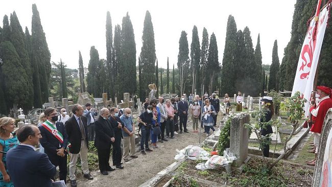 Firenze paga il debito di riconoscenza verso Oriana Fallaci