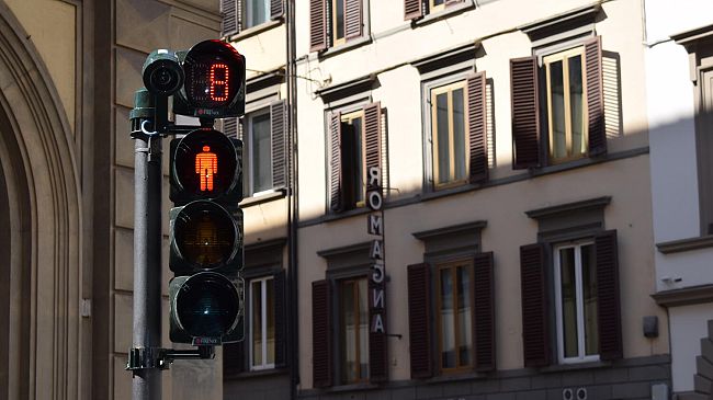 Semaforo con countdown a Firenze: il primo attivato oggi