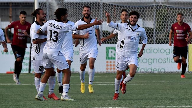 Da Sidney: 'Salutate la capolista!'